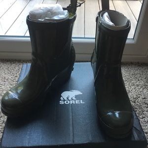 Sorel waterproof boots